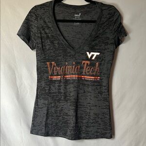 Virginia Tech v neck tee | size M